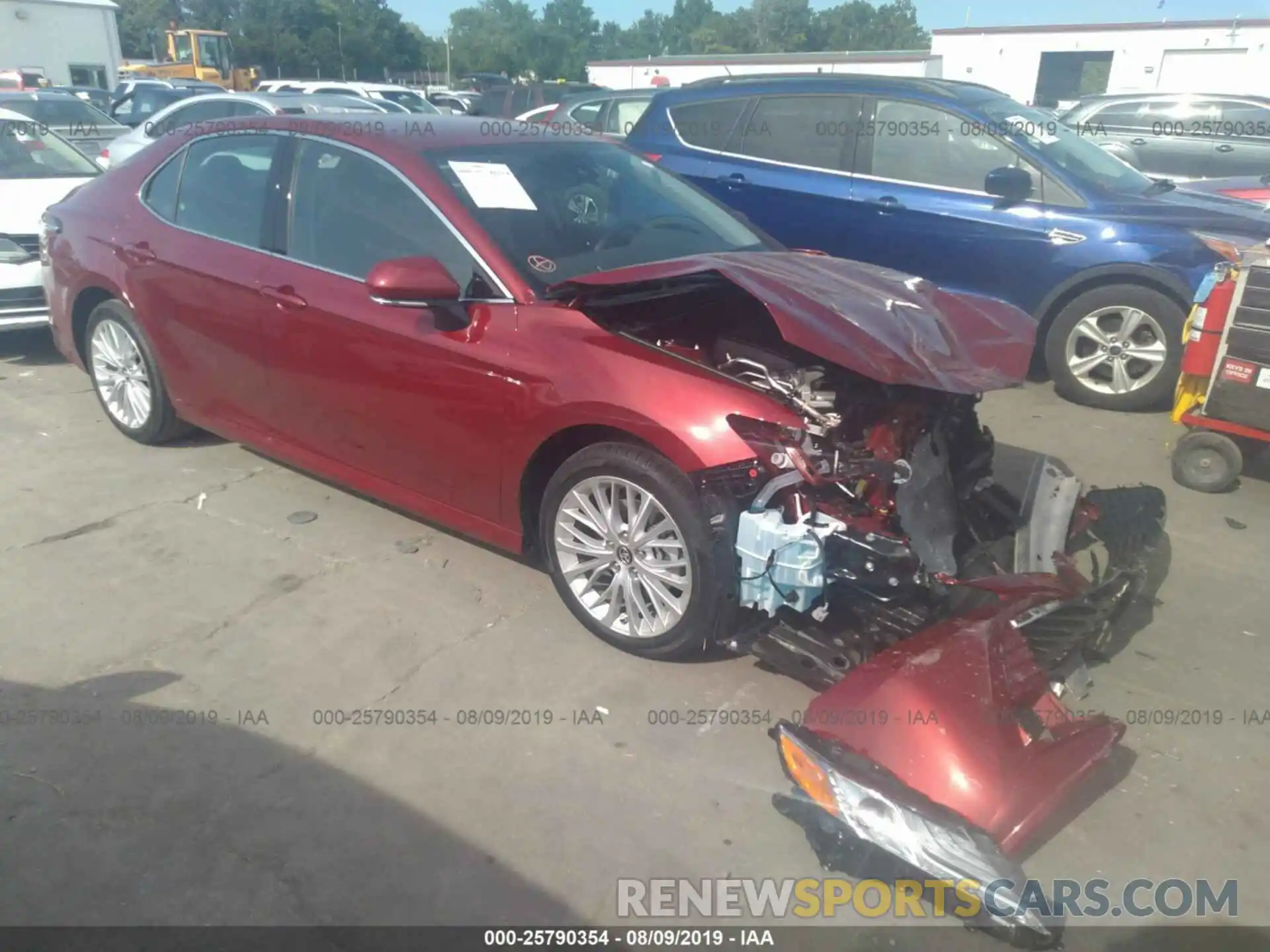 1 Photograph of a damaged car 4T1B11HK7KU815319 TOYOTA CAMRY 2019