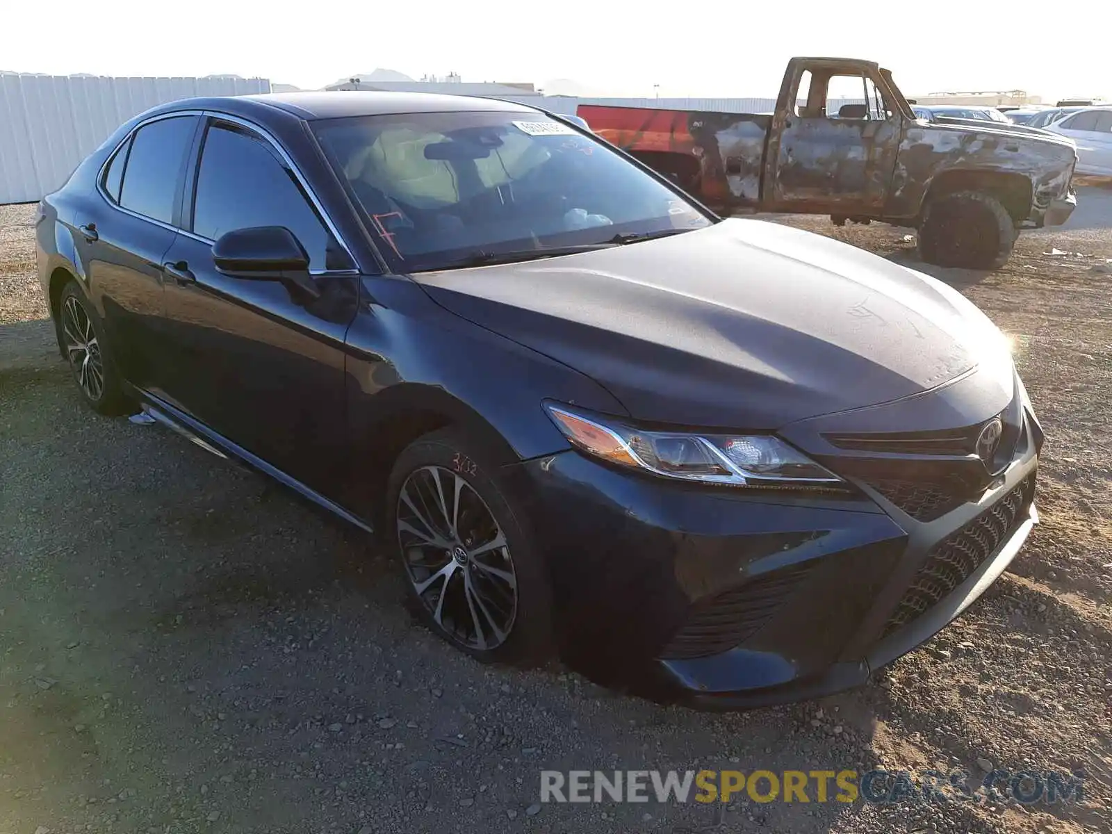 1 Photograph of a damaged car 4T1B11HK7KU815711 TOYOTA CAMRY 2019