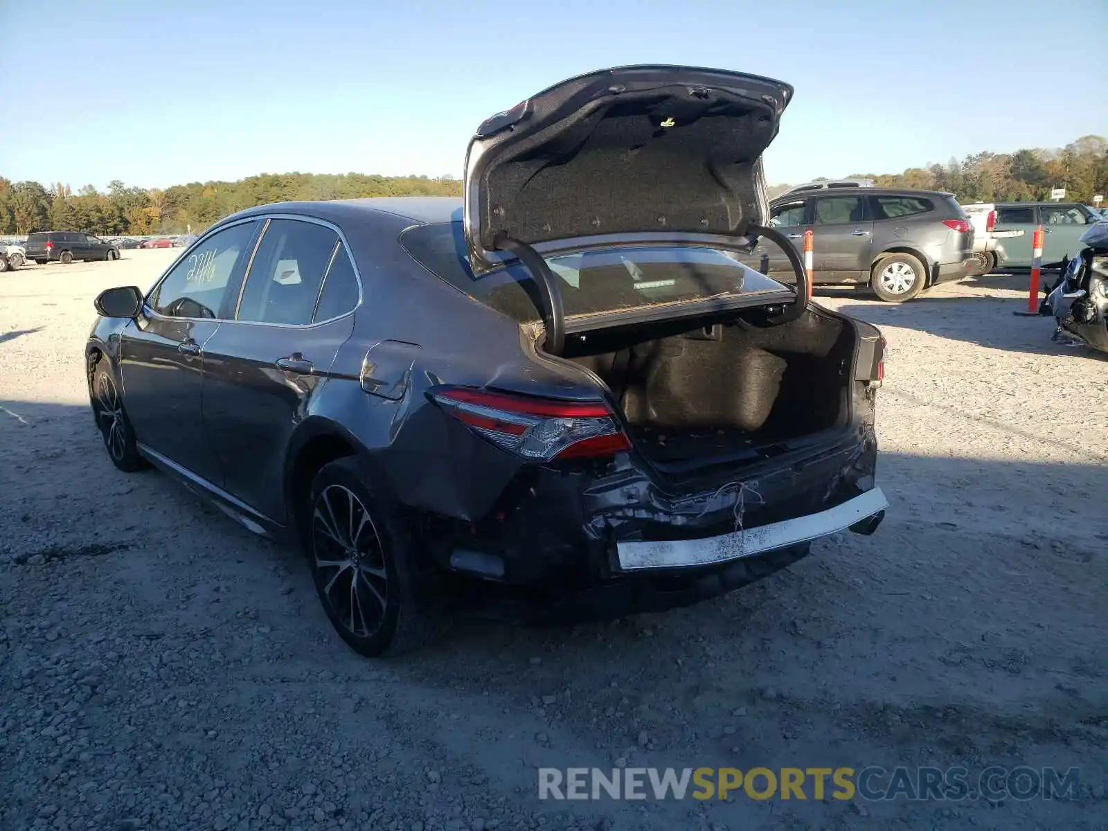 3 Photograph of a damaged car 4T1B11HK7KU816339 TOYOTA CAMRY 2019