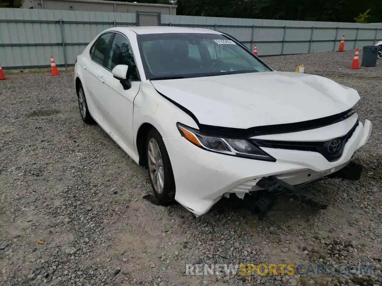 10 Photograph of a damaged car 4T1B11HK7KU816423 TOYOTA CAMRY 2019