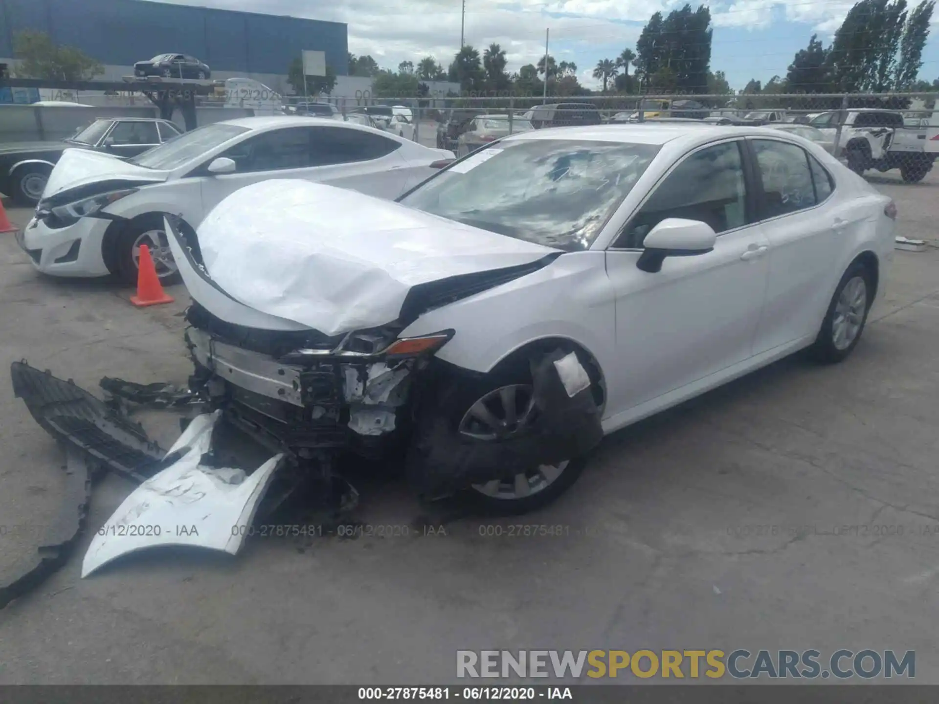 2 Photograph of a damaged car 4T1B11HK7KU816650 TOYOTA CAMRY 2019