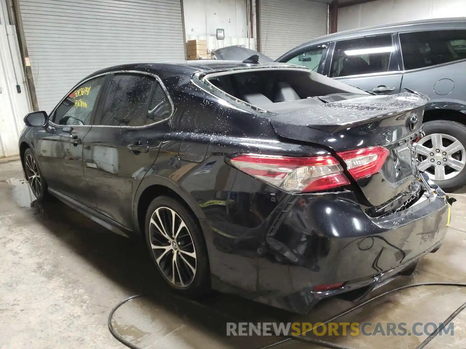 3 Photograph of a damaged car 4T1B11HK7KU816695 TOYOTA CAMRY 2019