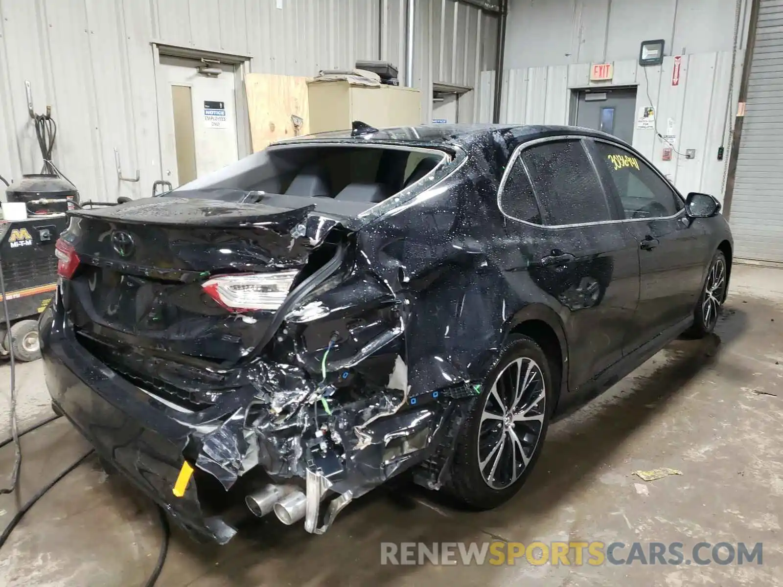 4 Photograph of a damaged car 4T1B11HK7KU816695 TOYOTA CAMRY 2019