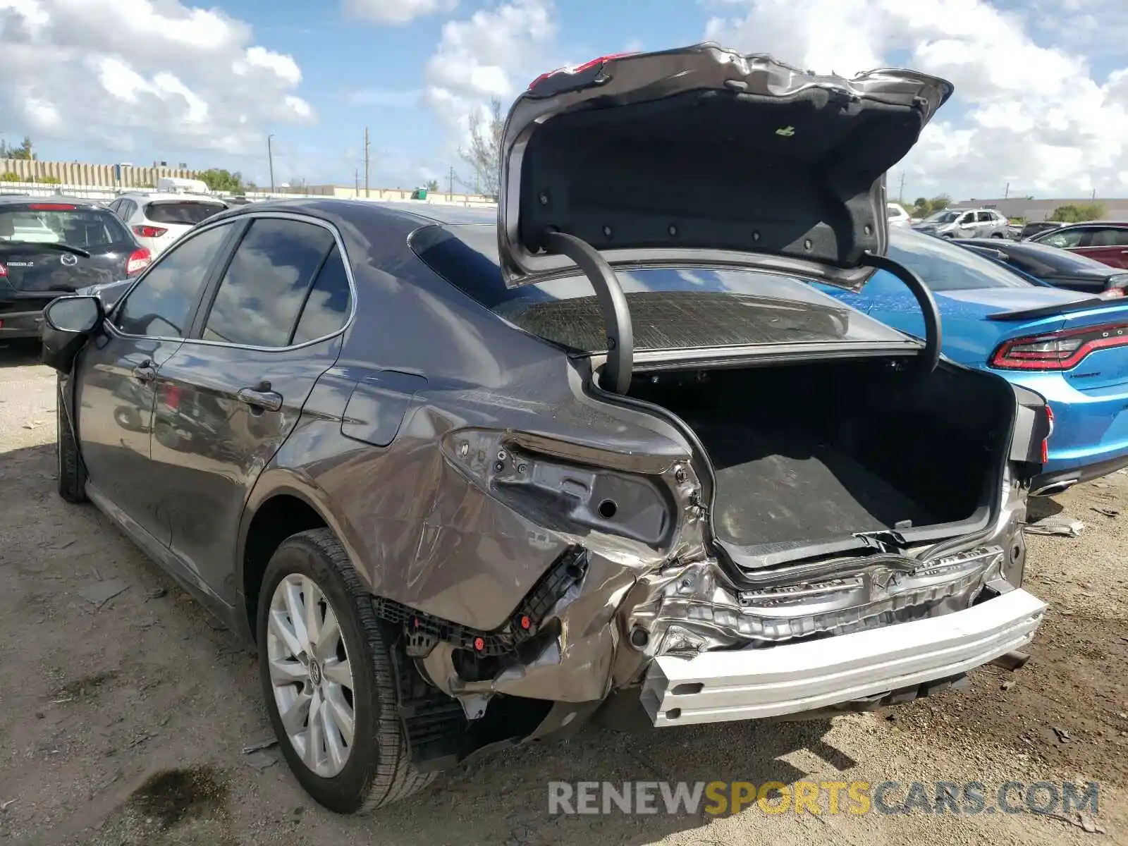 3 Photograph of a damaged car 4T1B11HK7KU817555 TOYOTA CAMRY 2019