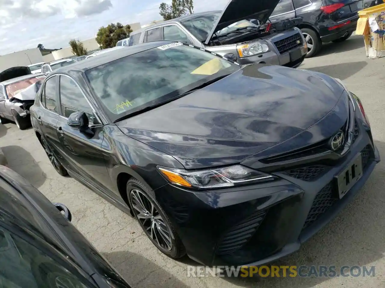 1 Photograph of a damaged car 4T1B11HK7KU818365 TOYOTA CAMRY 2019