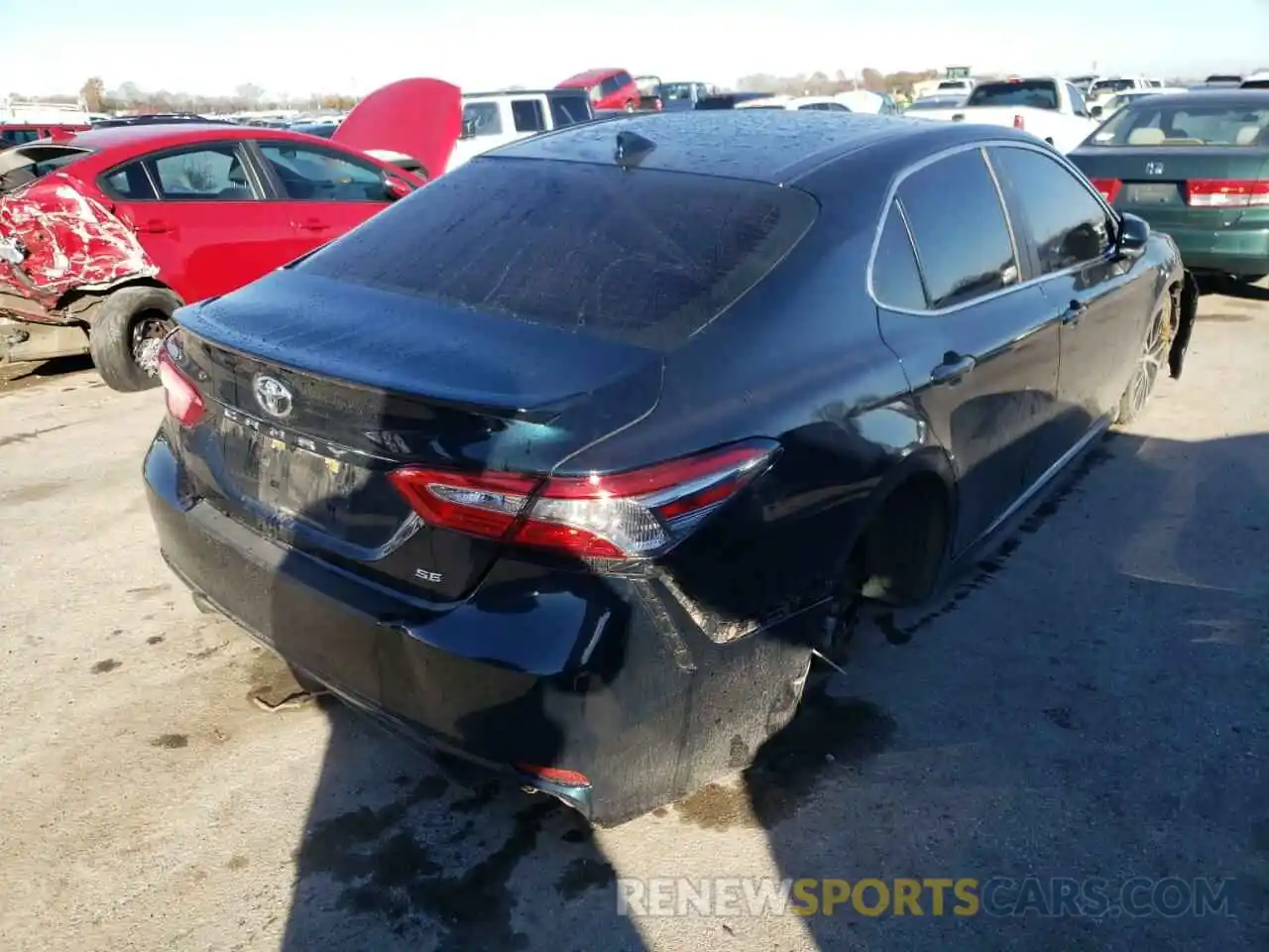 4 Фотография поврежденного автомобиля 4T1B11HK7KU818446 TOYOTA CAMRY 2019