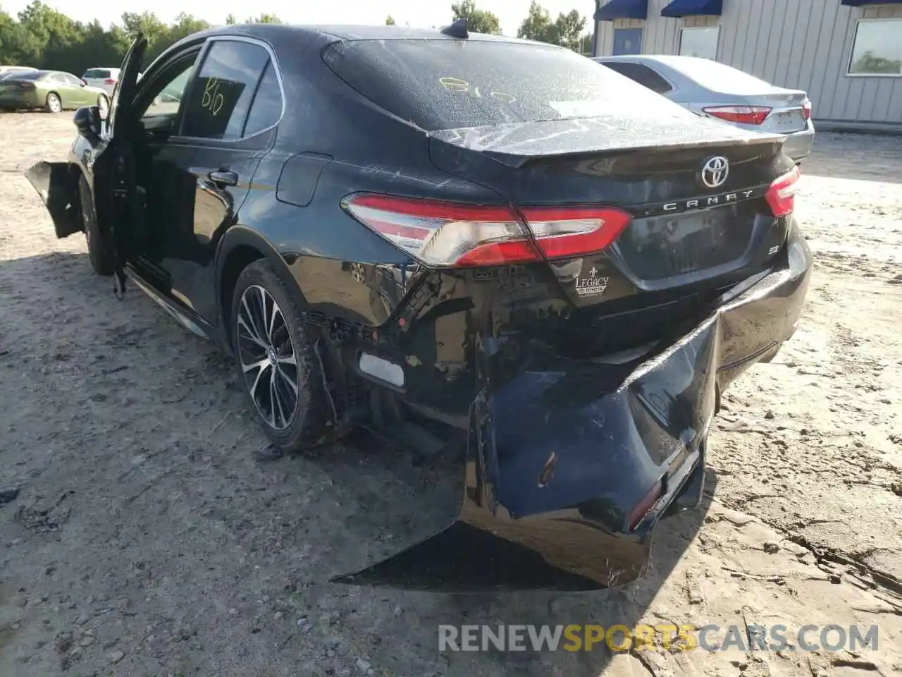 3 Photograph of a damaged car 4T1B11HK7KU818981 TOYOTA CAMRY 2019