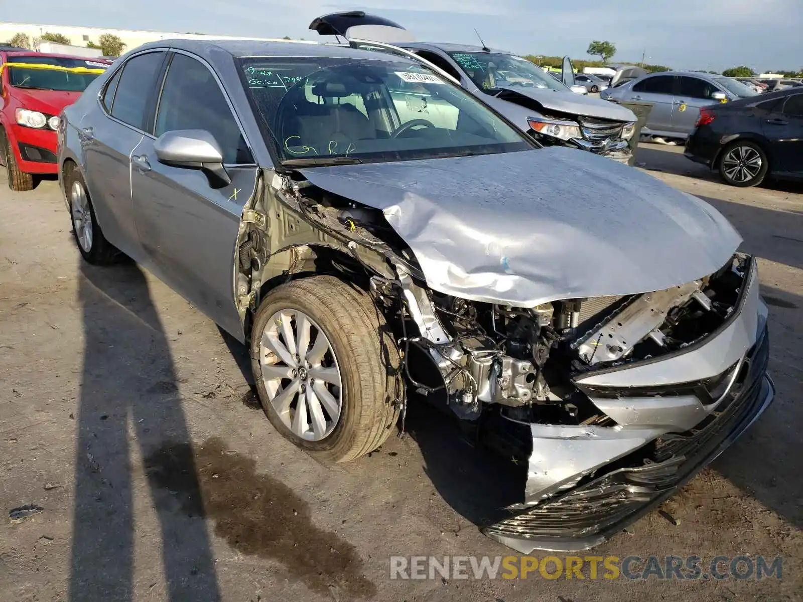 1 Photograph of a damaged car 4T1B11HK7KU820052 TOYOTA CAMRY 2019