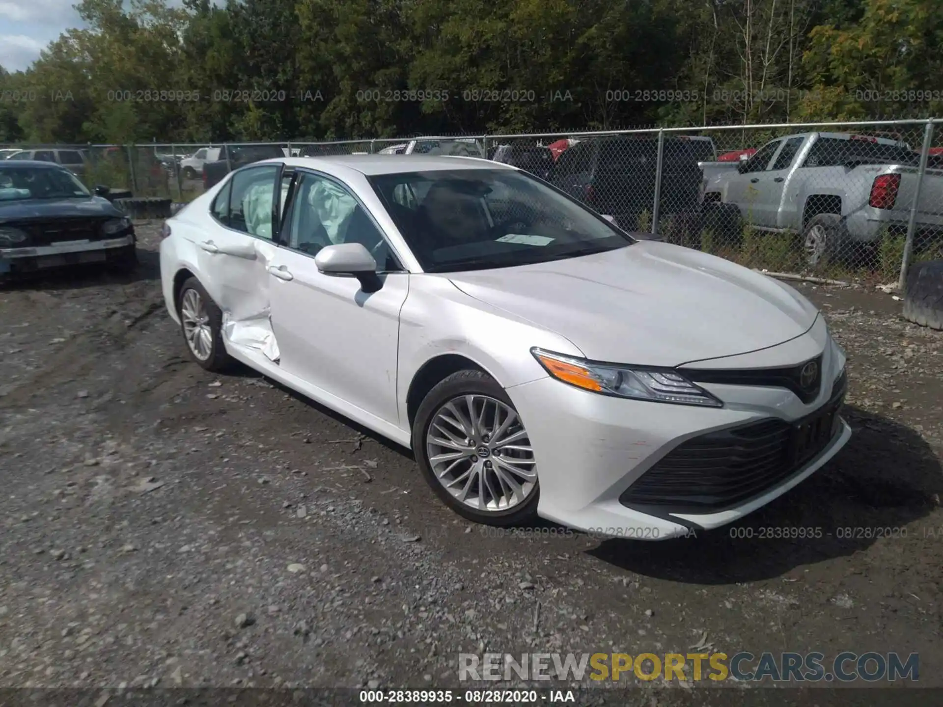 1 Photograph of a damaged car 4T1B11HK7KU820584 TOYOTA CAMRY 2019