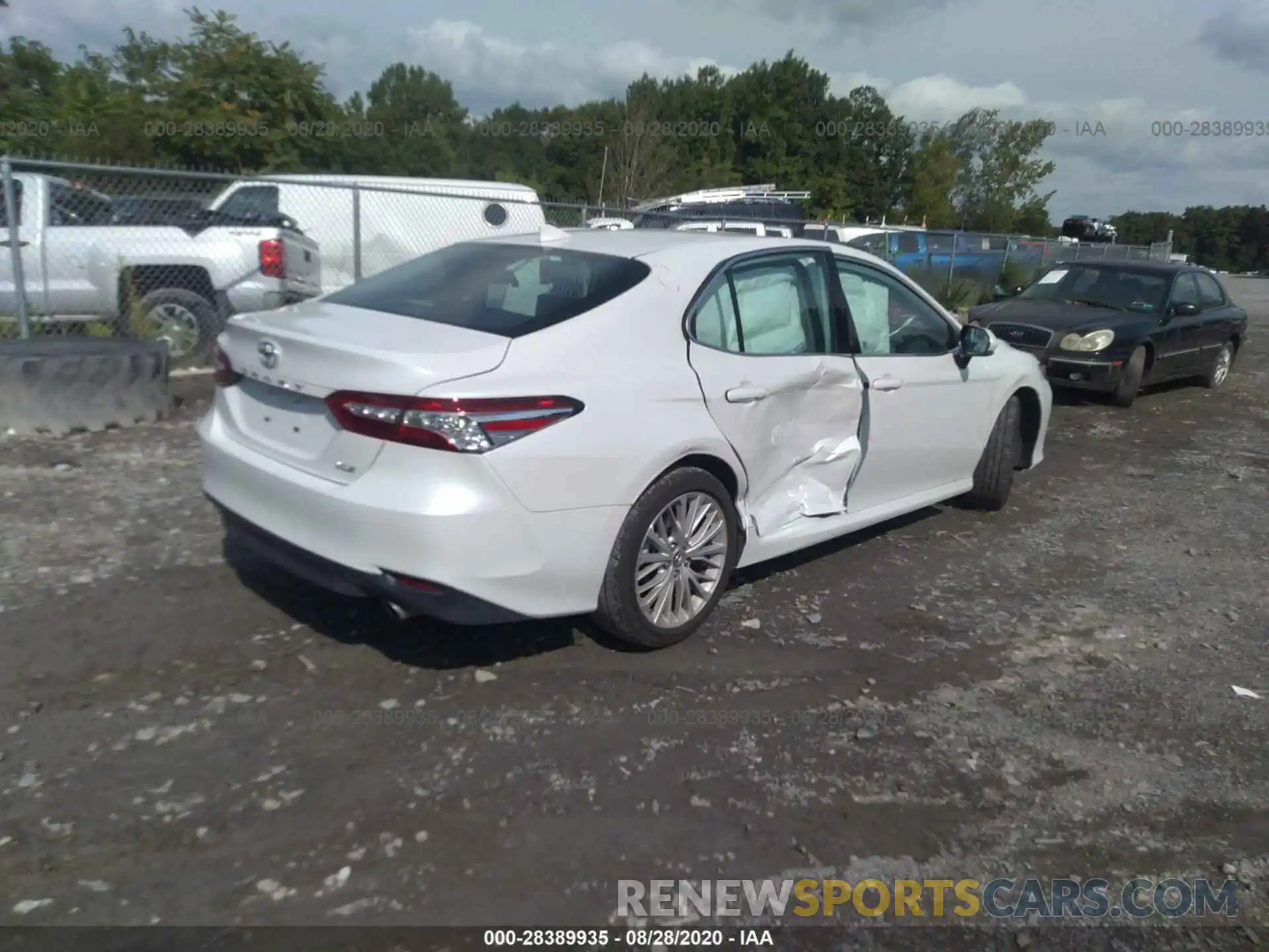 4 Photograph of a damaged car 4T1B11HK7KU820584 TOYOTA CAMRY 2019