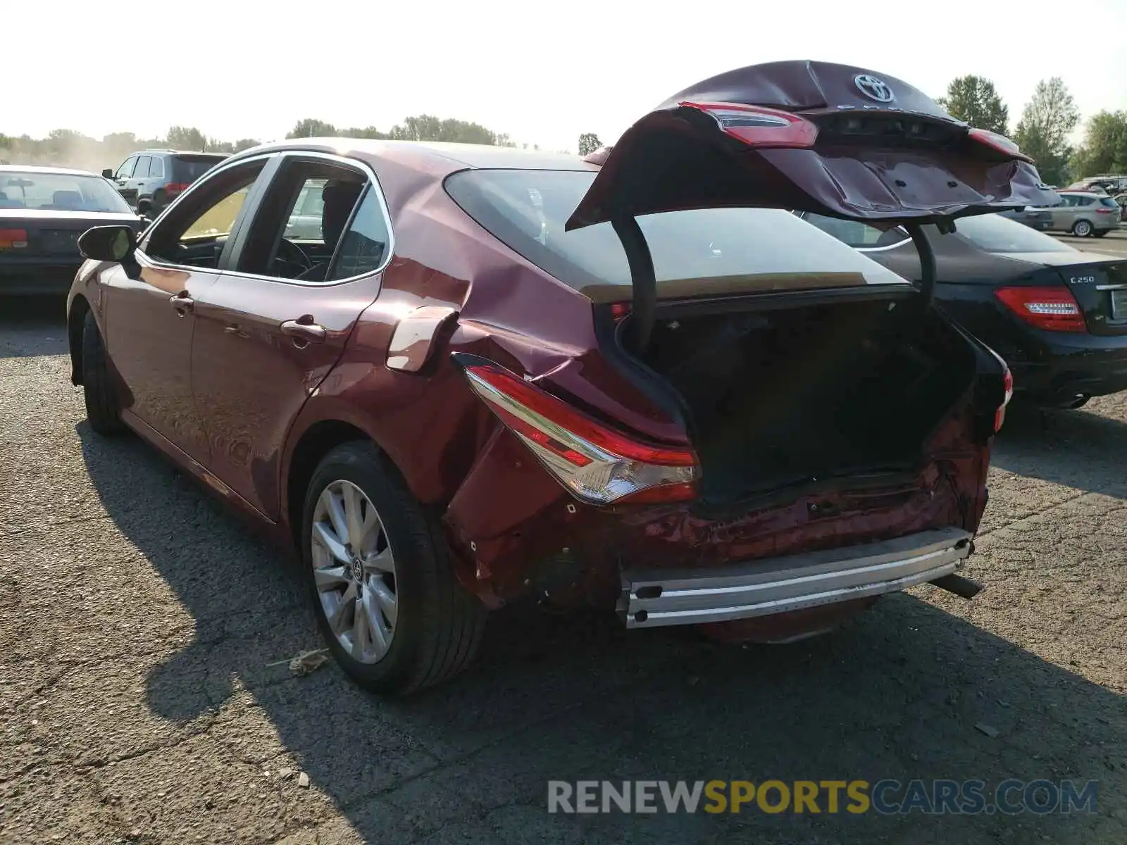 3 Photograph of a damaged car 4T1B11HK7KU824408 TOYOTA CAMRY 2019