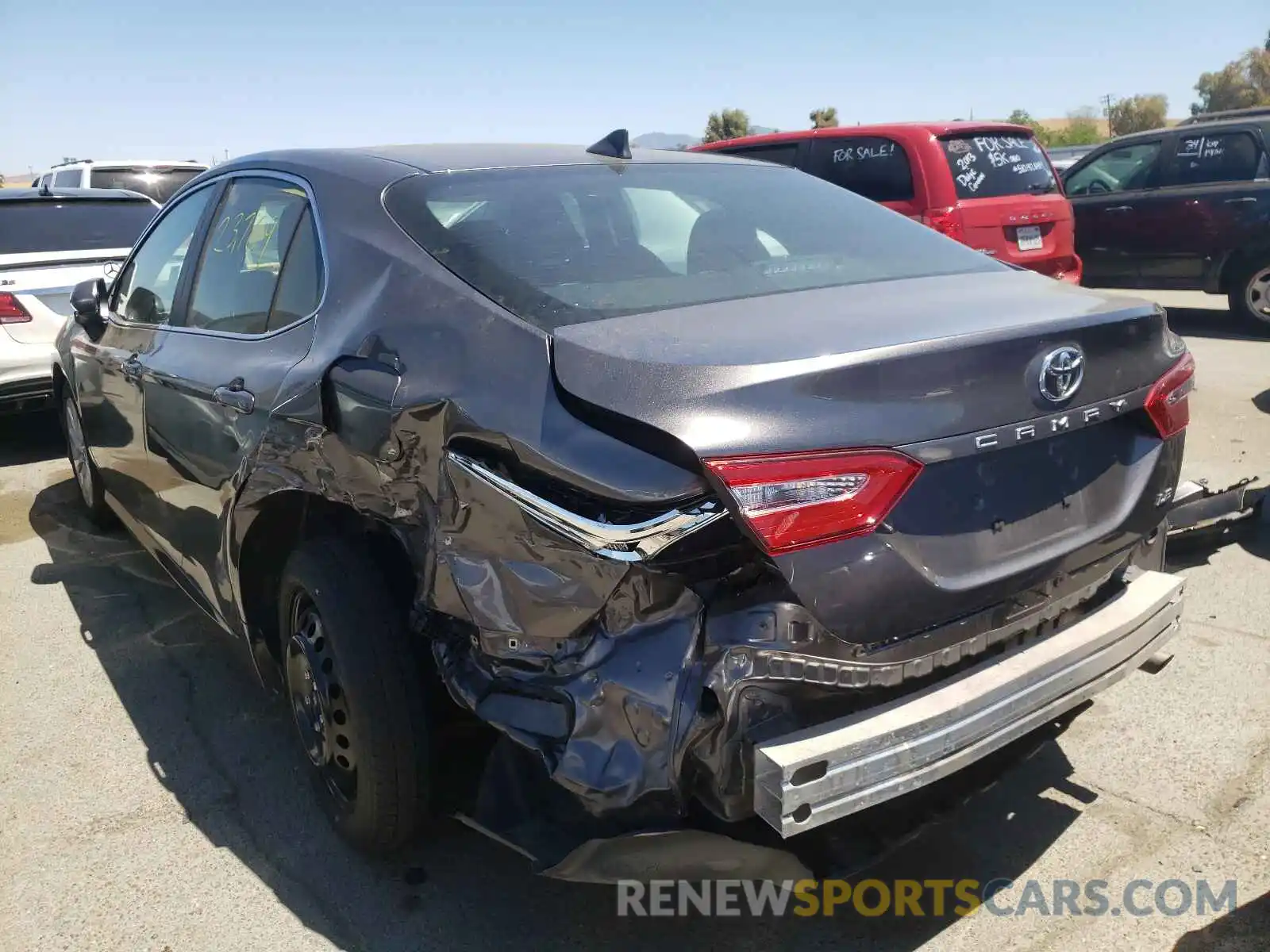 3 Photograph of a damaged car 4T1B11HK7KU828300 TOYOTA CAMRY 2019