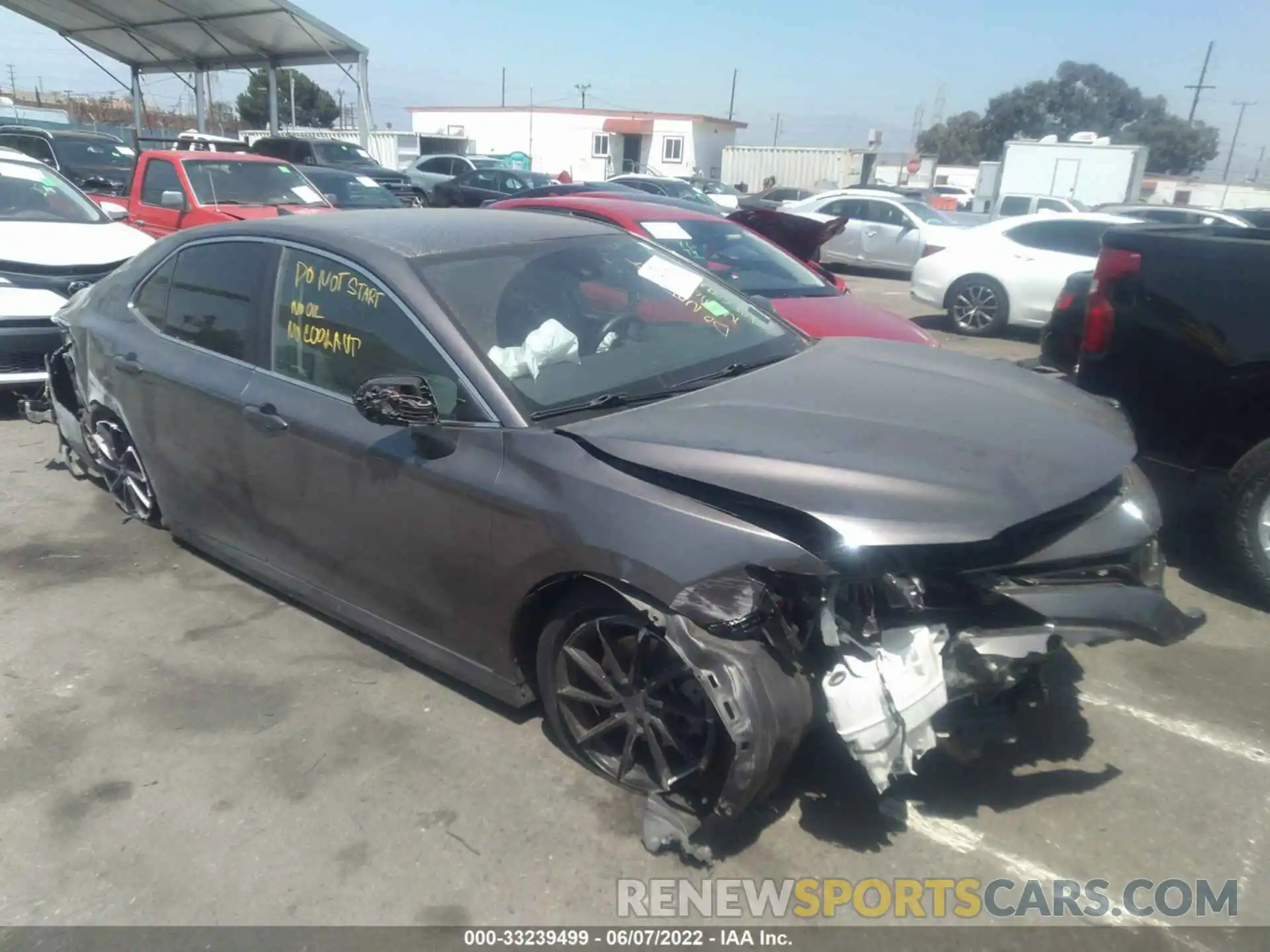 1 Photograph of a damaged car 4T1B11HK7KU829074 TOYOTA CAMRY 2019