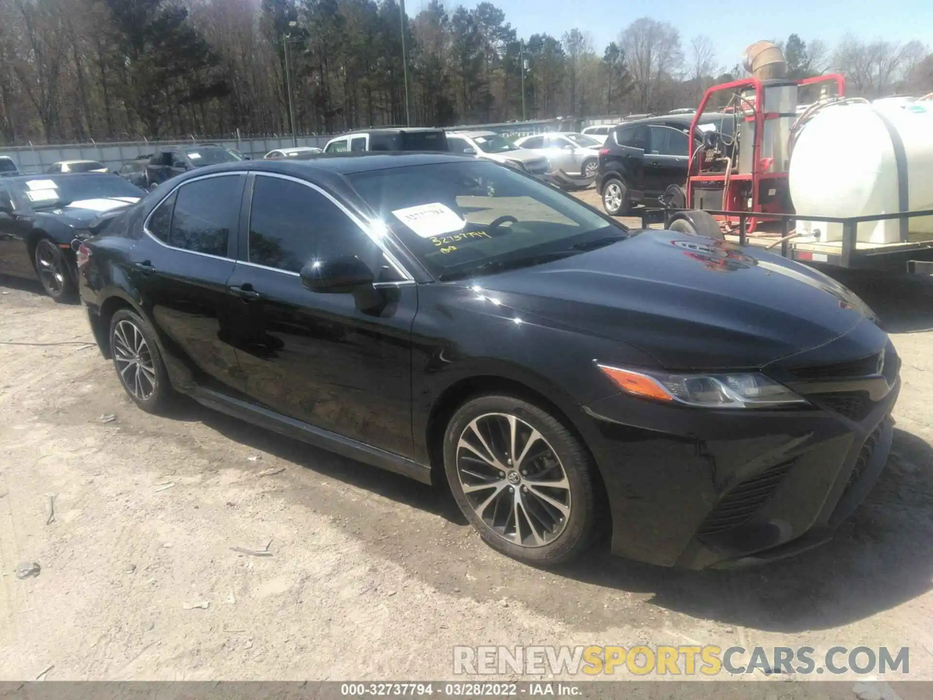 1 Photograph of a damaged car 4T1B11HK7KU829821 TOYOTA CAMRY 2019