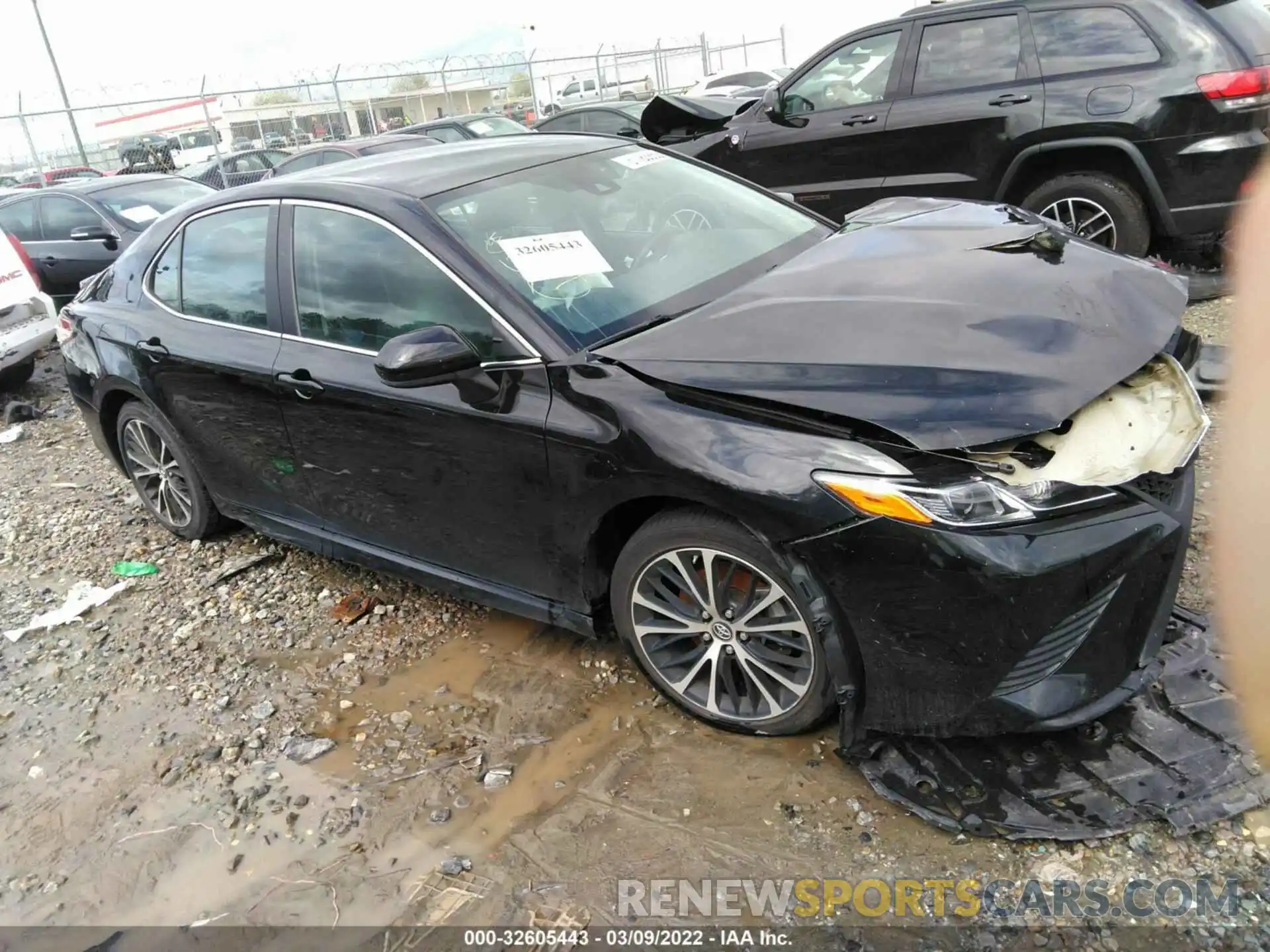 1 Photograph of a damaged car 4T1B11HK7KU835148 TOYOTA CAMRY 2019