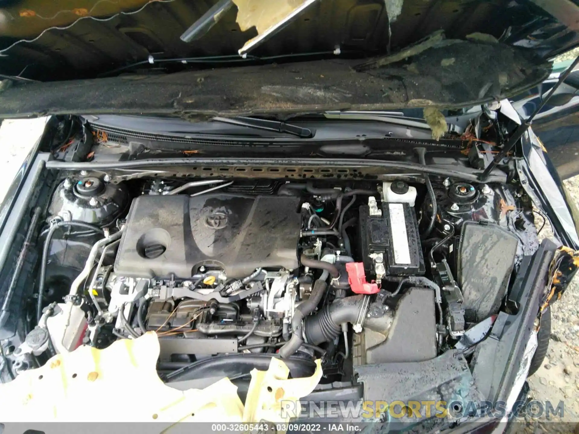 10 Photograph of a damaged car 4T1B11HK7KU835148 TOYOTA CAMRY 2019