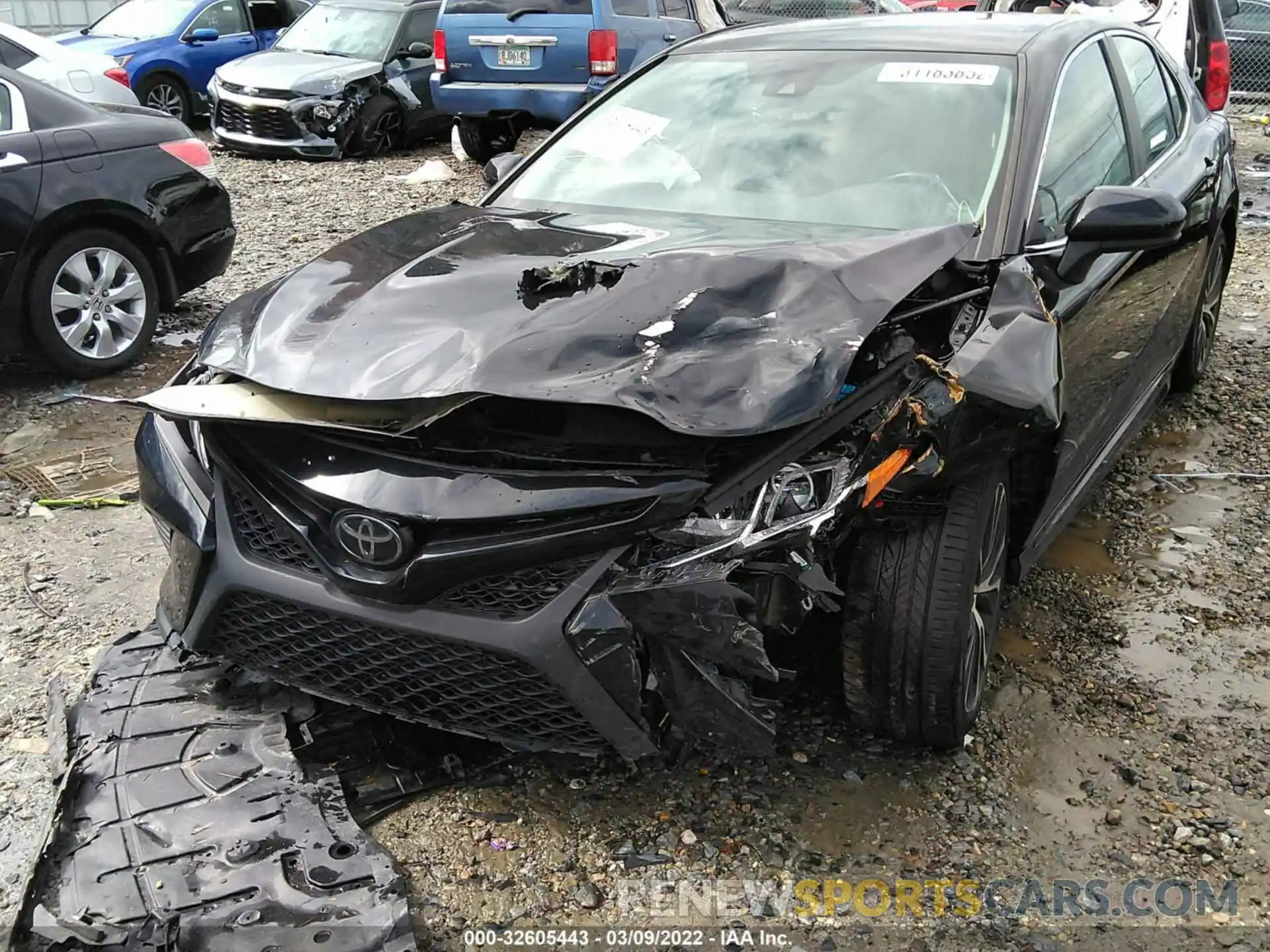 6 Photograph of a damaged car 4T1B11HK7KU835148 TOYOTA CAMRY 2019