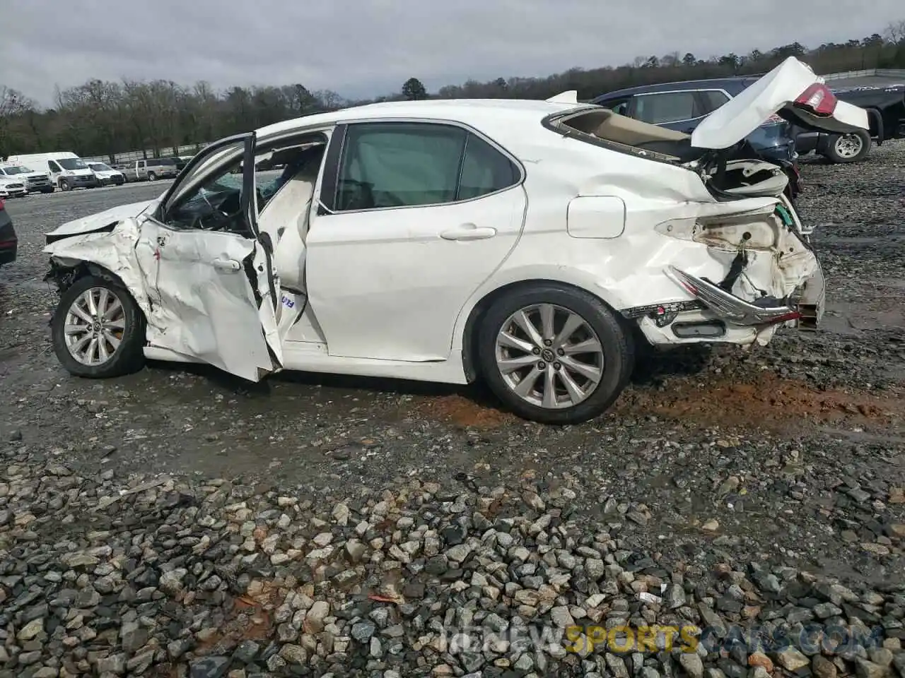 2 Photograph of a damaged car 4T1B11HK7KU838387 TOYOTA CAMRY 2019
