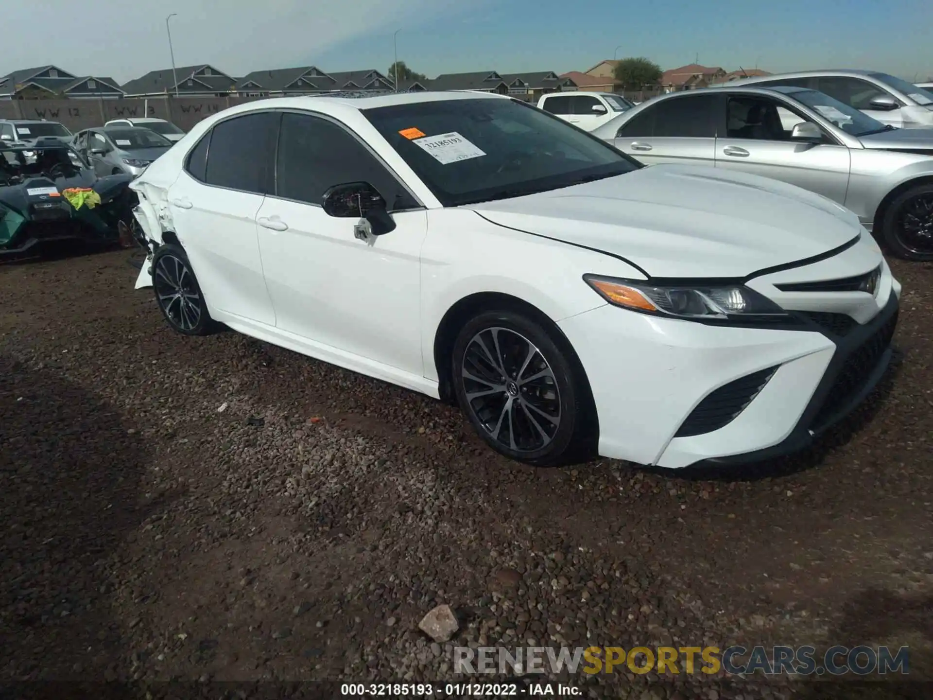 1 Photograph of a damaged car 4T1B11HK7KU840835 TOYOTA CAMRY 2019