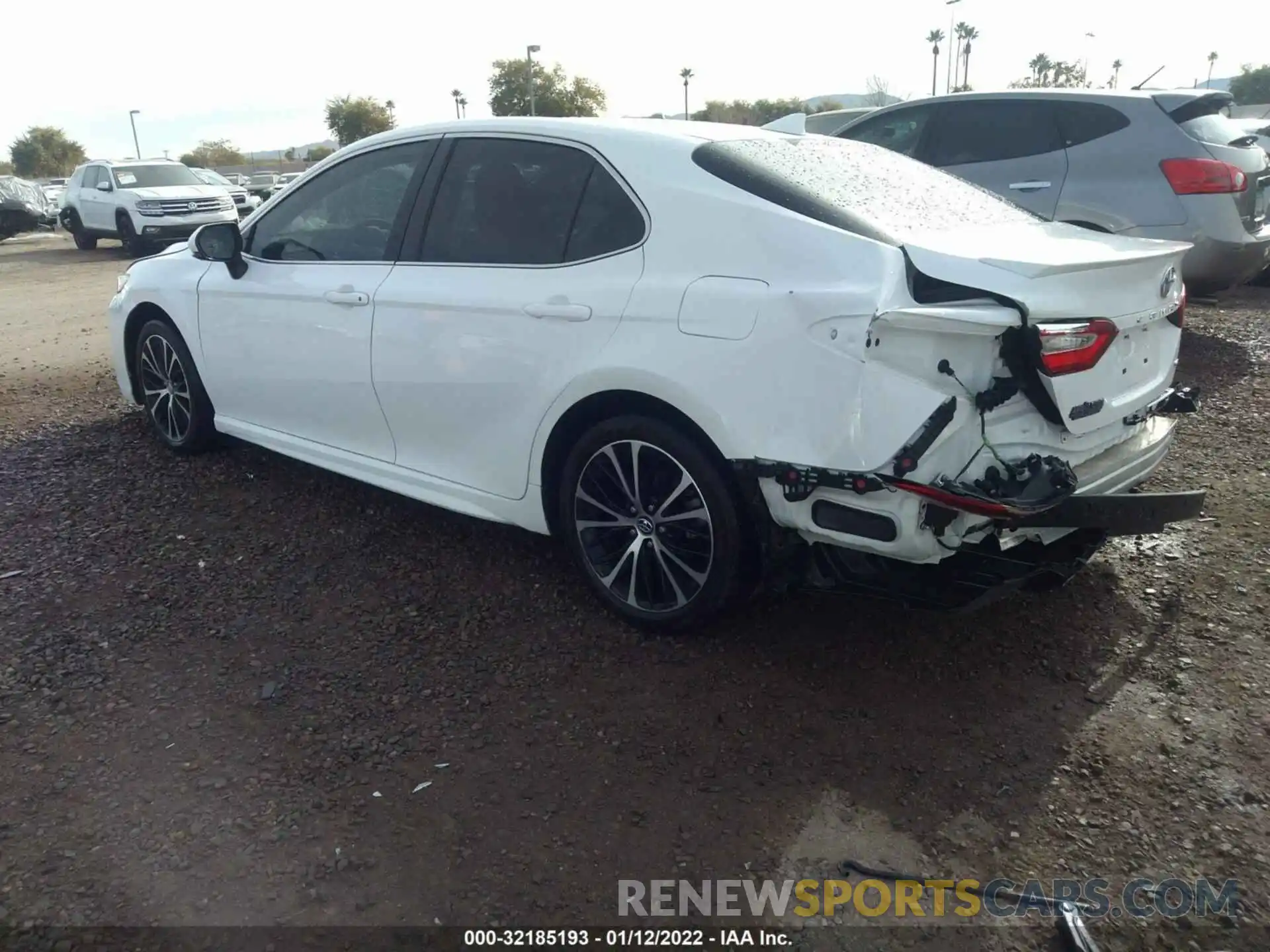 3 Photograph of a damaged car 4T1B11HK7KU840835 TOYOTA CAMRY 2019