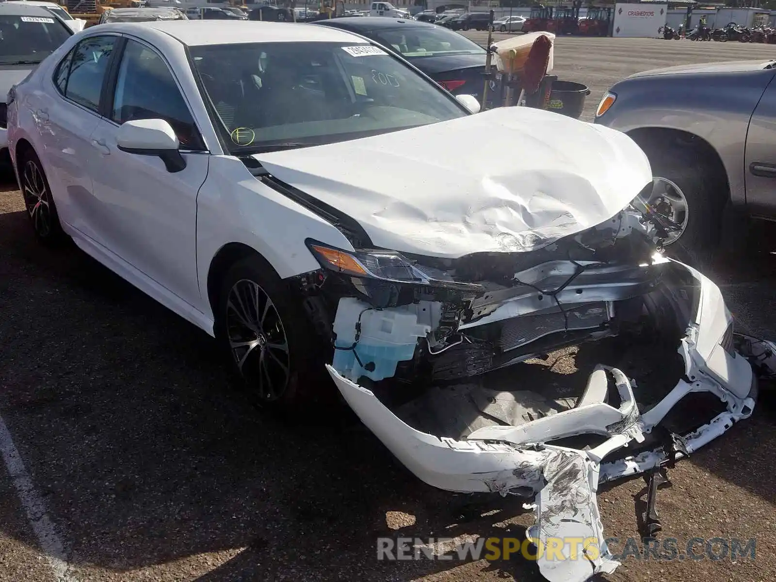 1 Photograph of a damaged car 4T1B11HK7KU842438 TOYOTA CAMRY 2019