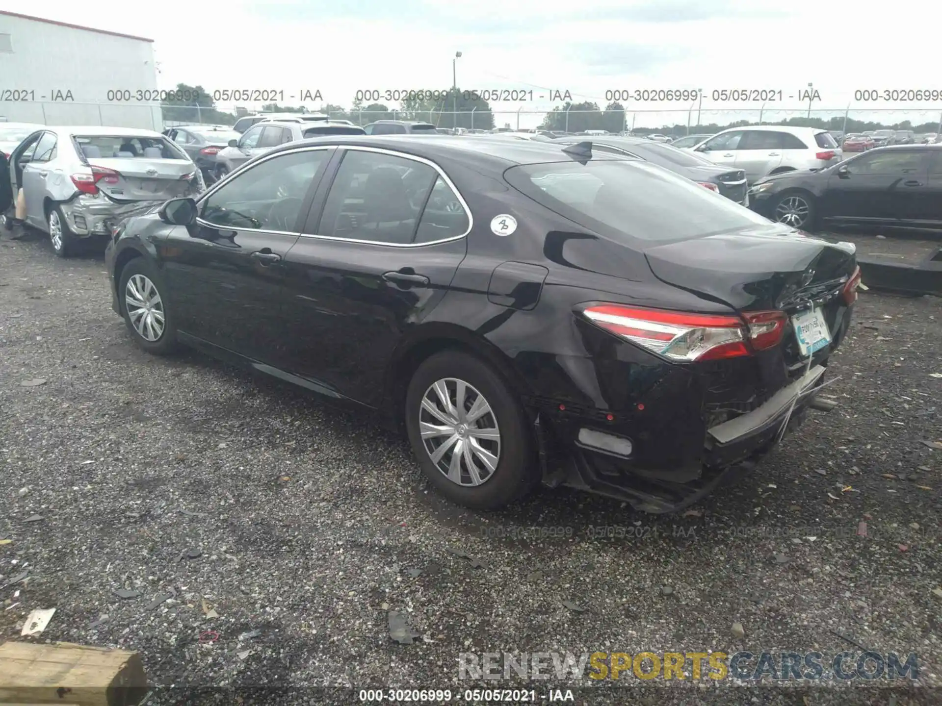 3 Photograph of a damaged car 4T1B11HK7KU844691 TOYOTA CAMRY 2019