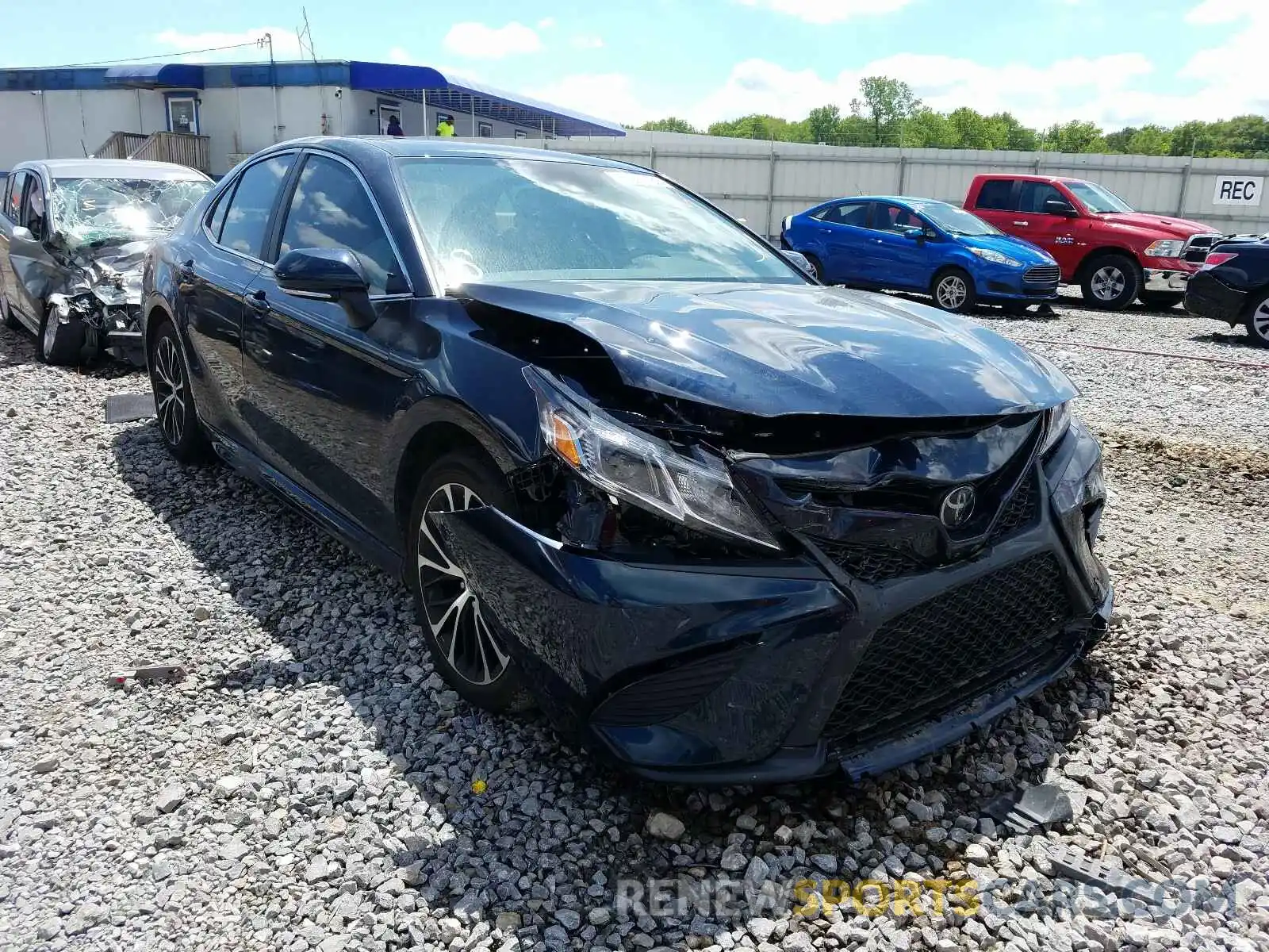 1 Photograph of a damaged car 4T1B11HK7KU845579 TOYOTA CAMRY 2019