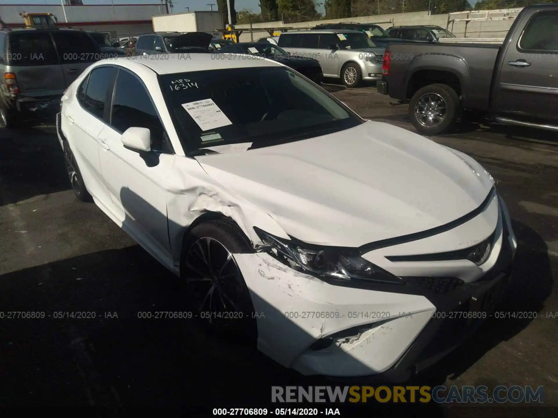 1 Photograph of a damaged car 4T1B11HK7KU845758 TOYOTA CAMRY 2019