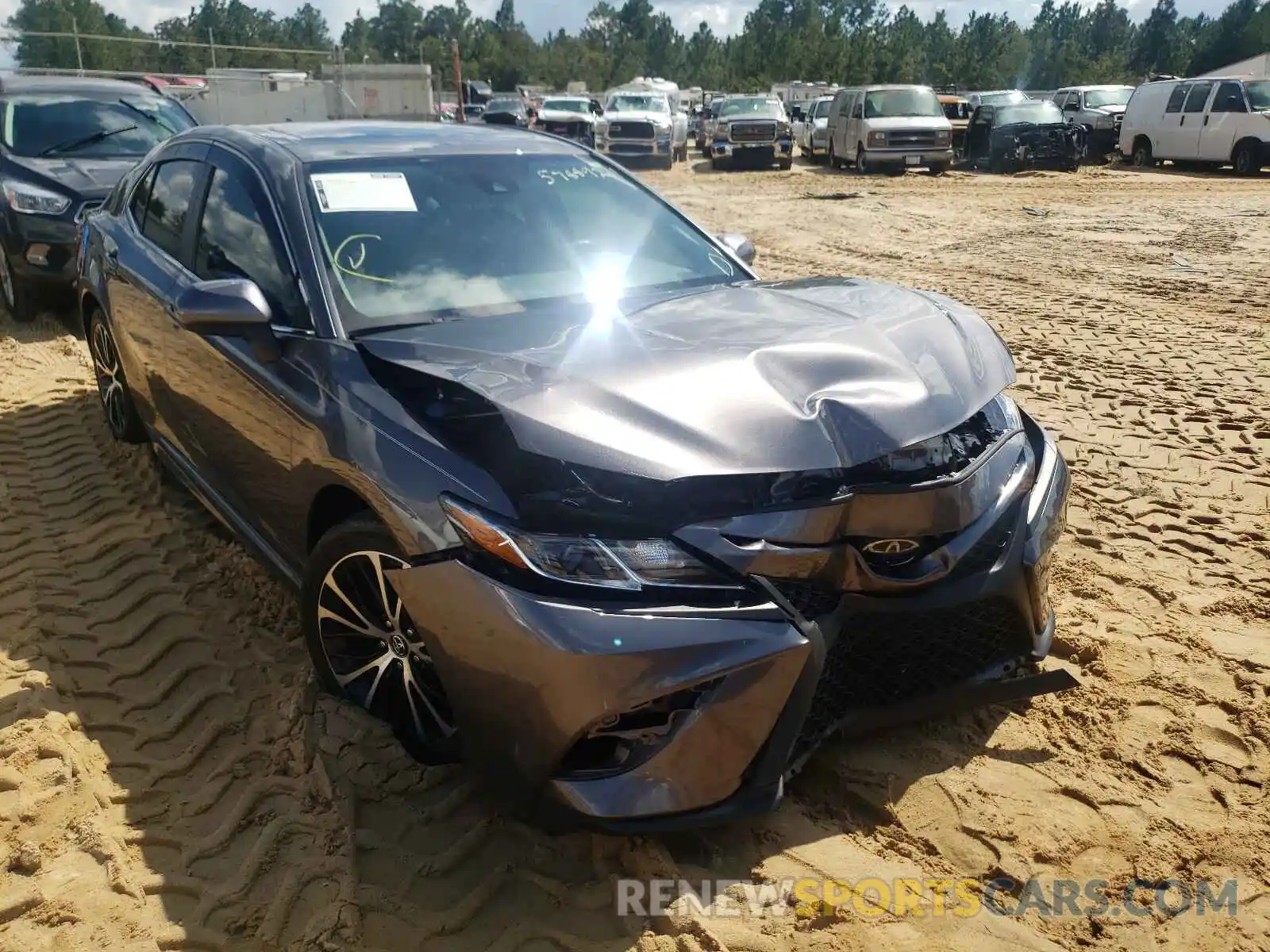 1 Photograph of a damaged car 4T1B11HK7KU847915 TOYOTA CAMRY 2019