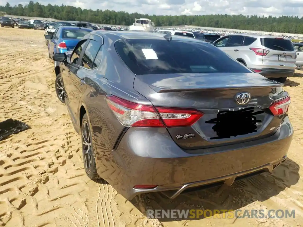 3 Photograph of a damaged car 4T1B11HK7KU847915 TOYOTA CAMRY 2019