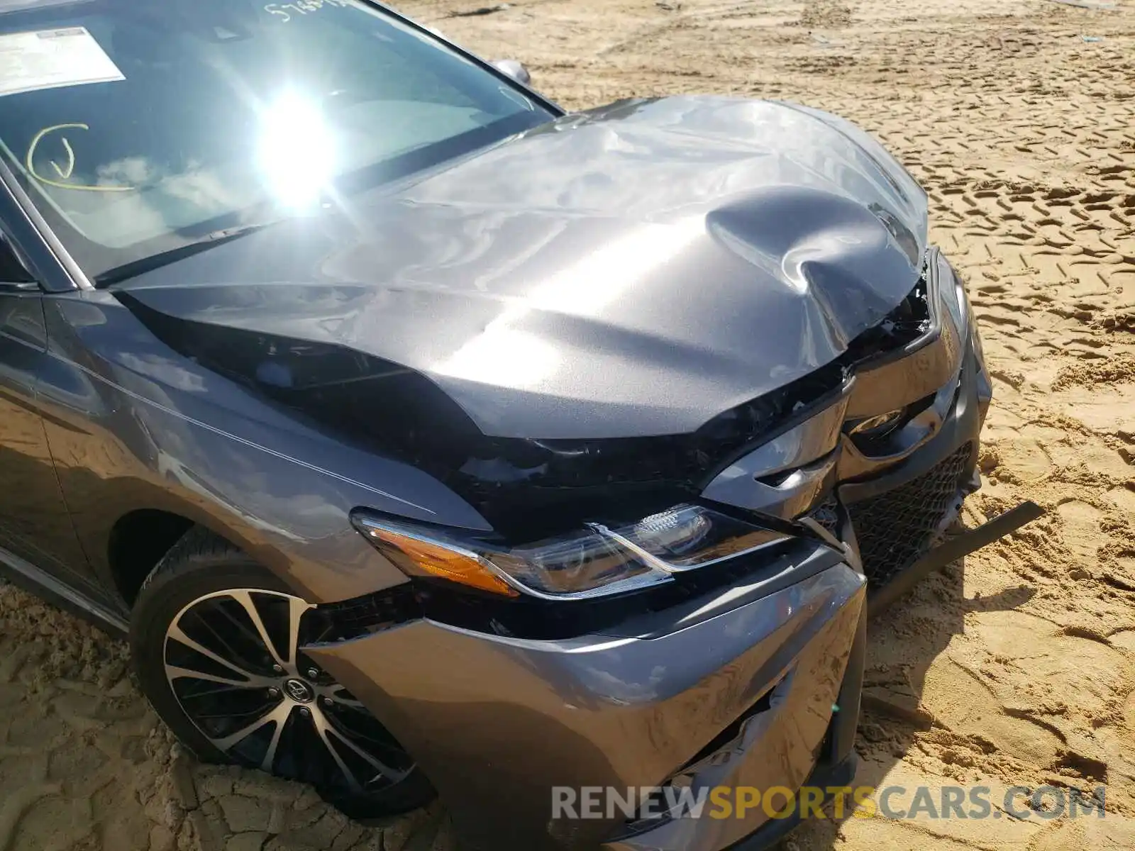 9 Photograph of a damaged car 4T1B11HK7KU847915 TOYOTA CAMRY 2019