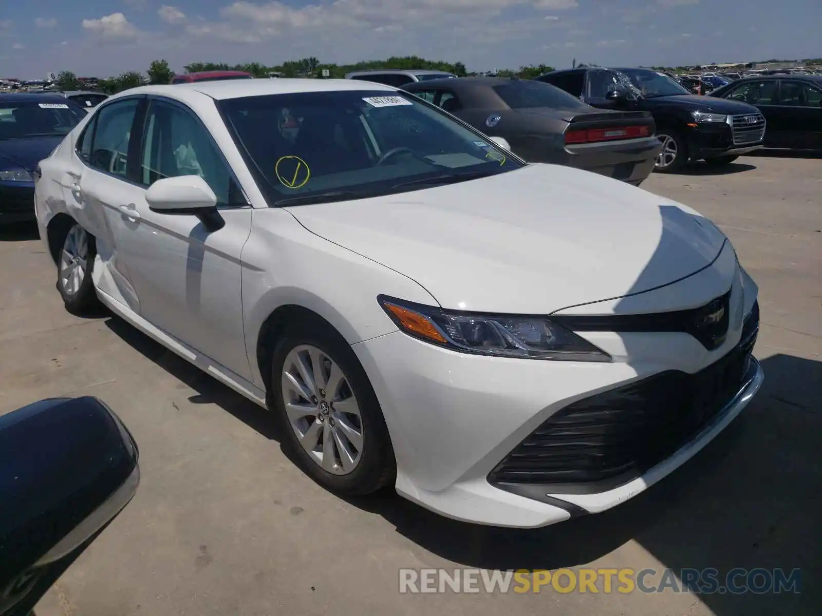 1 Photograph of a damaged car 4T1B11HK7KU851432 TOYOTA CAMRY 2019