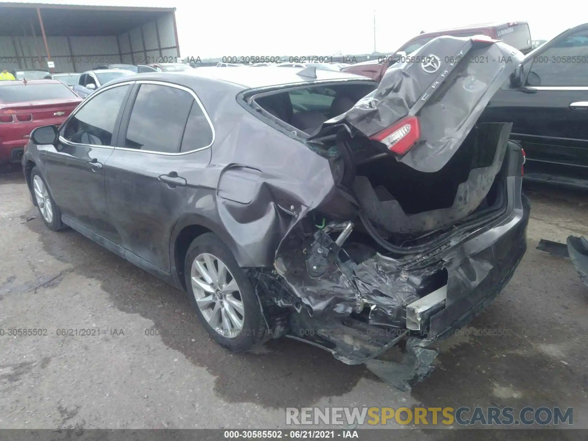 3 Photograph of a damaged car 4T1B11HK7KU851494 TOYOTA CAMRY 2019