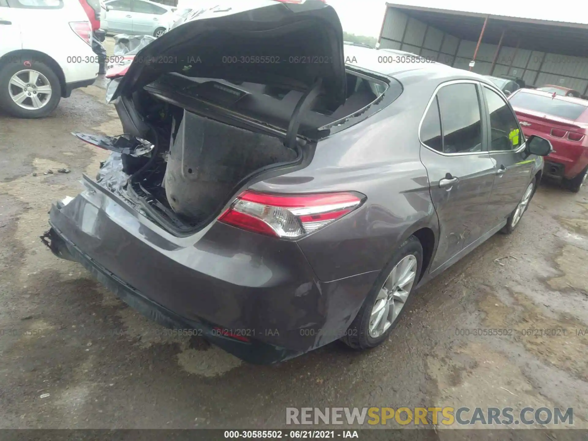 4 Photograph of a damaged car 4T1B11HK7KU851494 TOYOTA CAMRY 2019