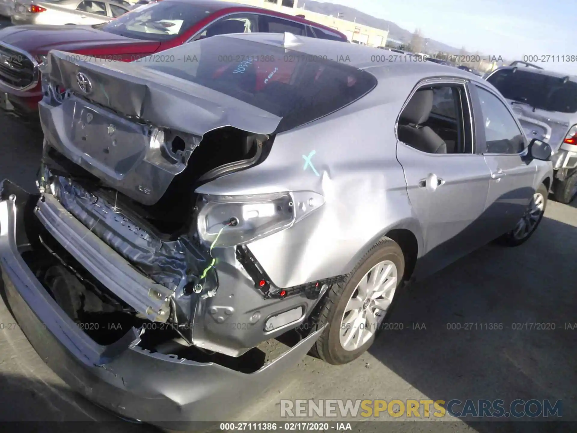 4 Photograph of a damaged car 4T1B11HK7KU856856 TOYOTA CAMRY 2019