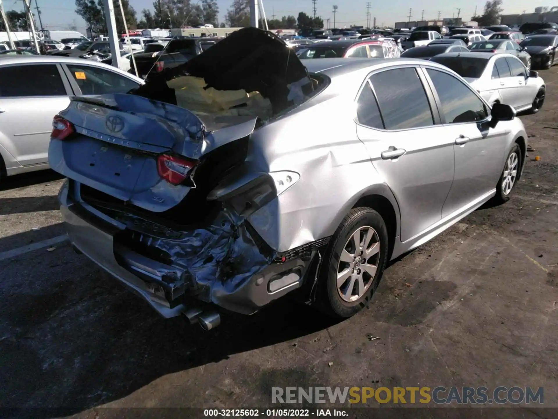 4 Photograph of a damaged car 4T1B11HK7KU856890 TOYOTA CAMRY 2019