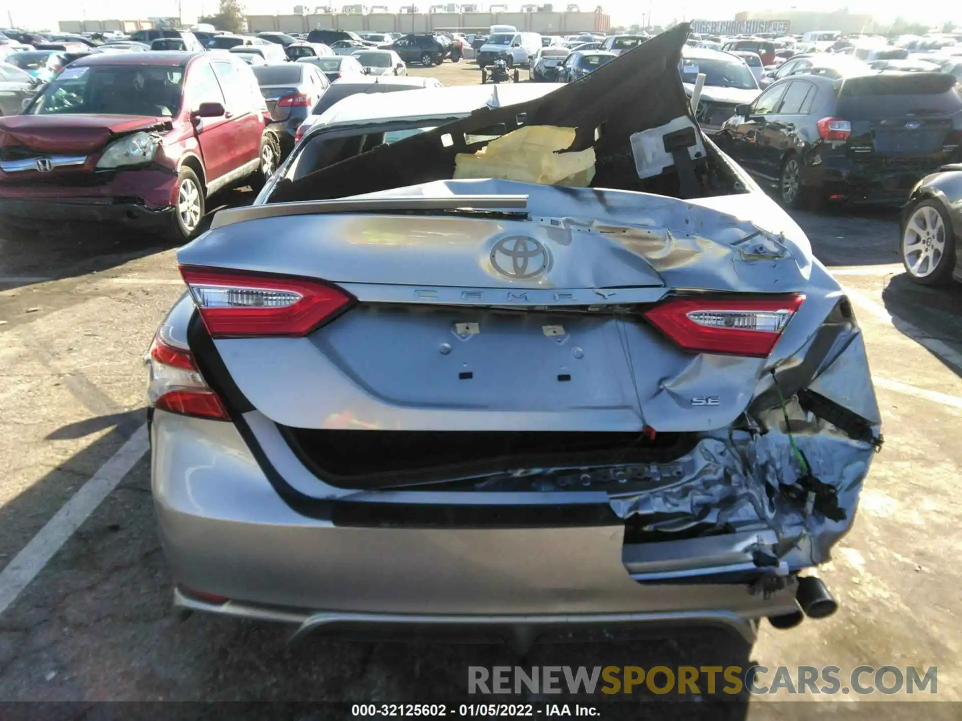 6 Photograph of a damaged car 4T1B11HK7KU856890 TOYOTA CAMRY 2019