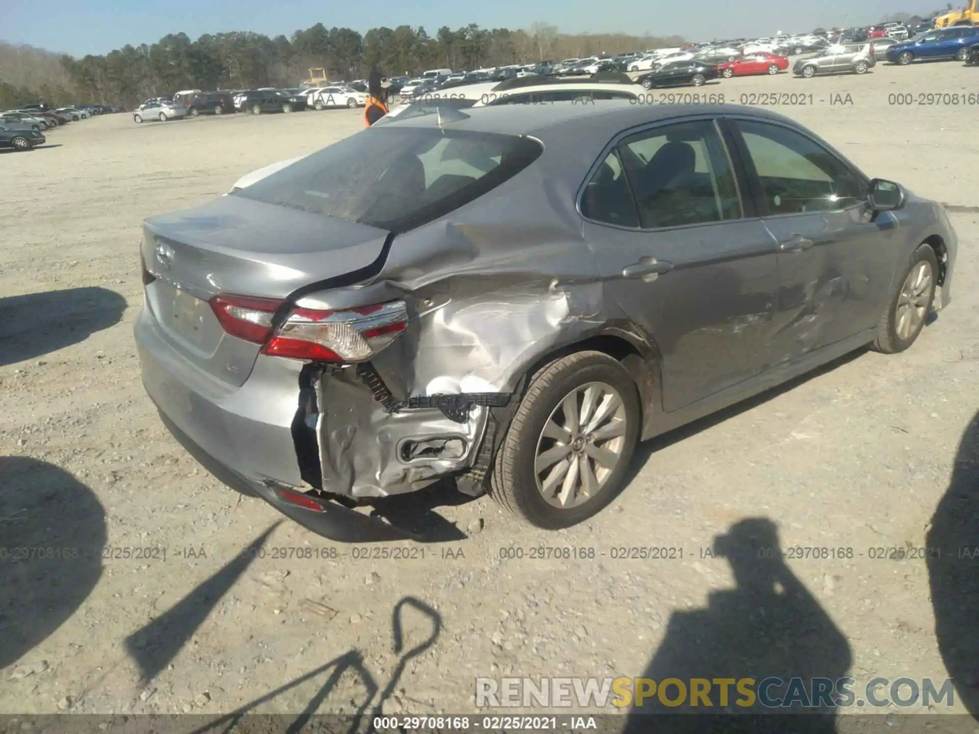 4 Photograph of a damaged car 4T1B11HK8KU159843 TOYOTA CAMRY 2019