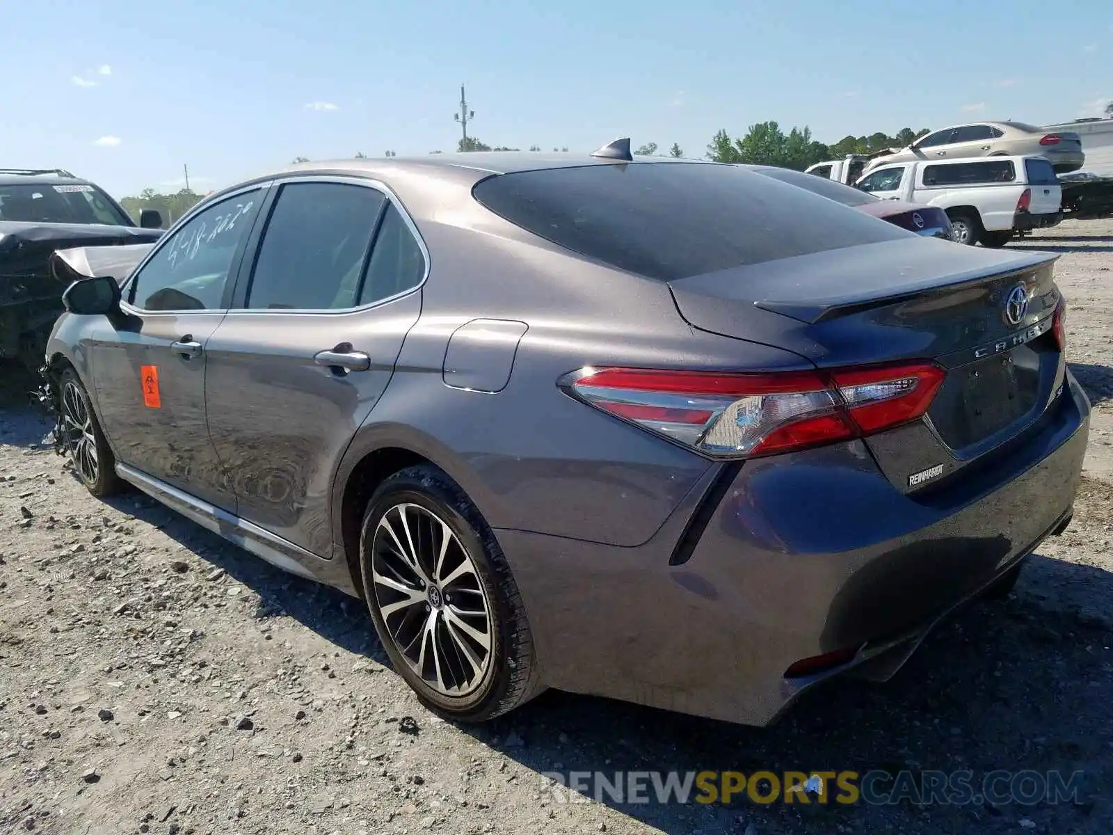 3 Photograph of a damaged car 4T1B11HK8KU160488 TOYOTA CAMRY 2019