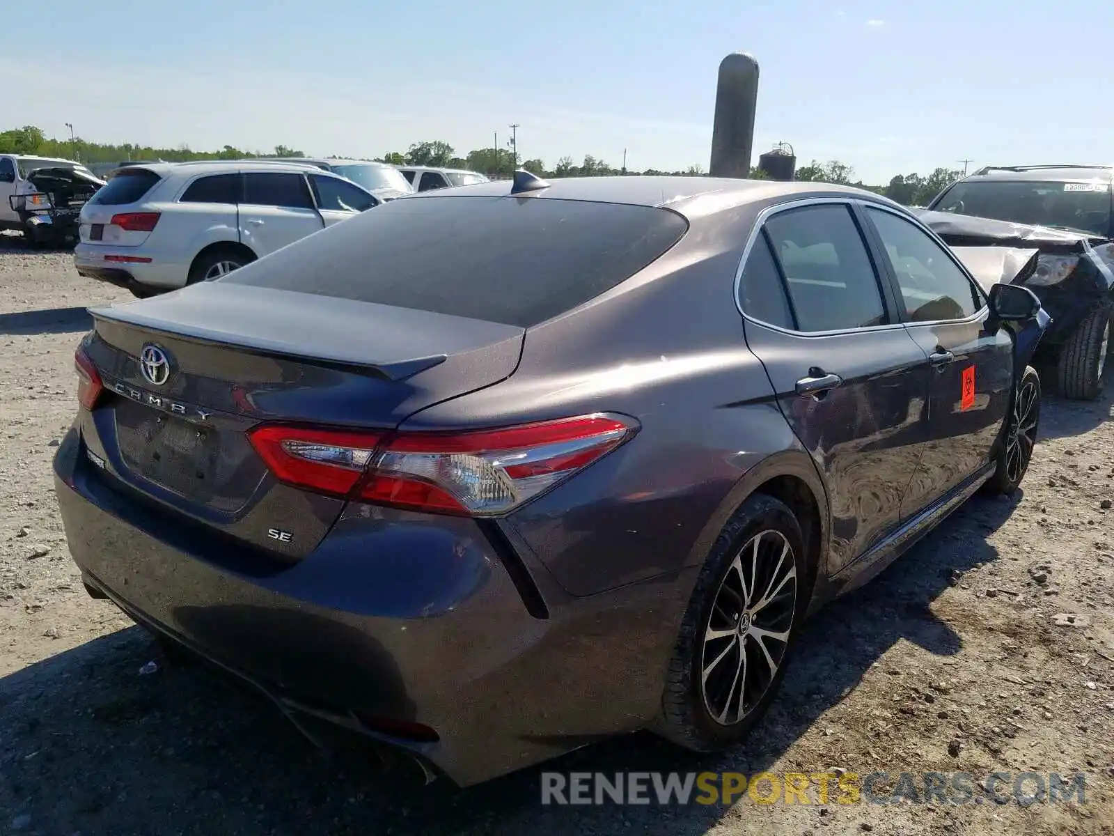 4 Photograph of a damaged car 4T1B11HK8KU160488 TOYOTA CAMRY 2019