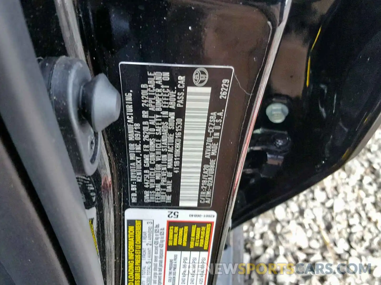 10 Photograph of a damaged car 4T1B11HK8KU161530 TOYOTA CAMRY 2019