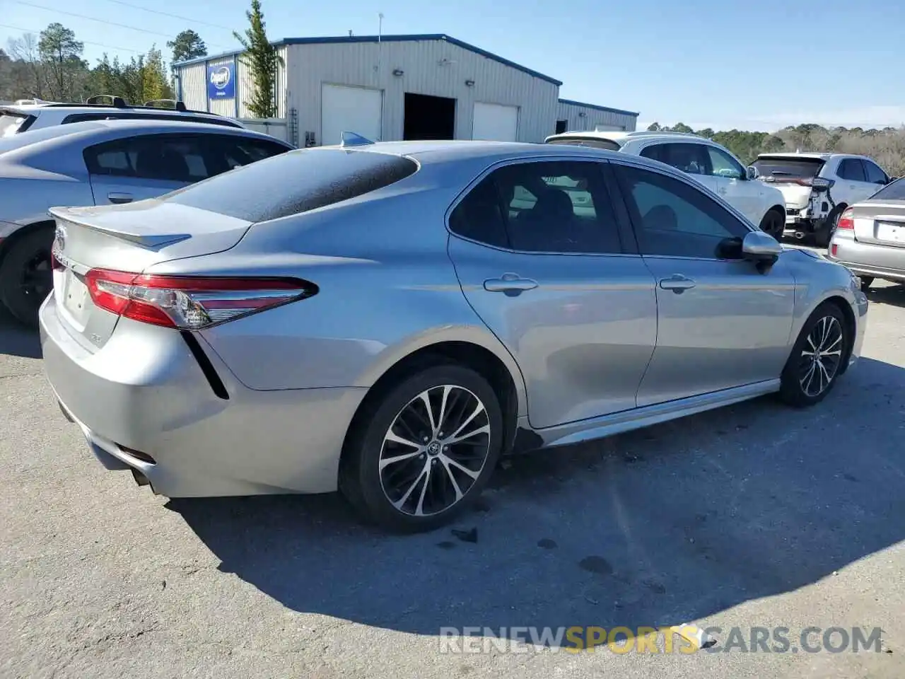 3 Photograph of a damaged car 4T1B11HK8KU163889 TOYOTA CAMRY 2019