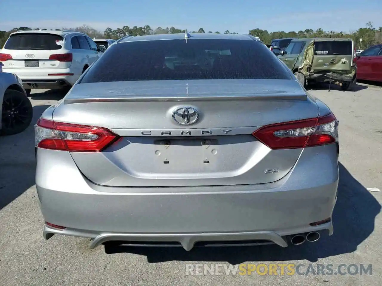 6 Photograph of a damaged car 4T1B11HK8KU163889 TOYOTA CAMRY 2019