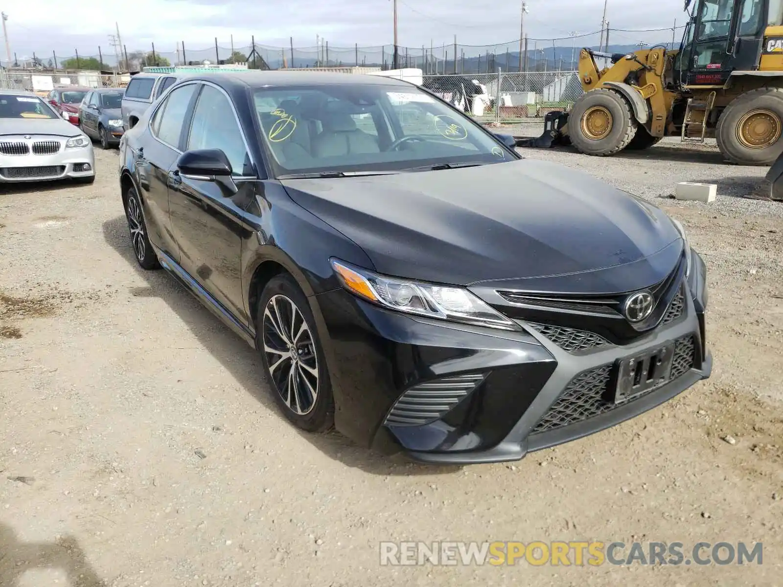 1 Photograph of a damaged car 4T1B11HK8KU164041 TOYOTA CAMRY 2019