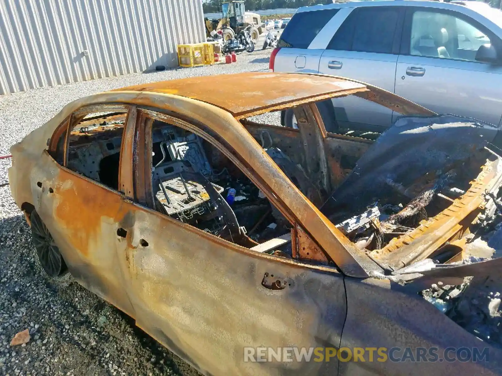 9 Photograph of a damaged car 4T1B11HK8KU164105 TOYOTA CAMRY 2019