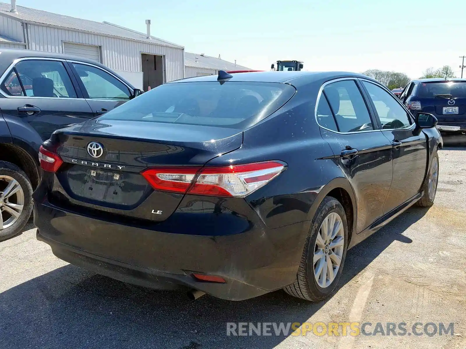 4 Photograph of a damaged car 4T1B11HK8KU164251 TOYOTA CAMRY 2019