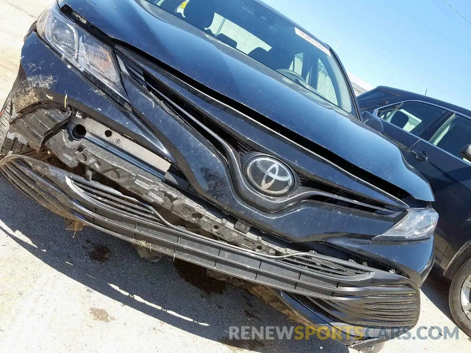 9 Photograph of a damaged car 4T1B11HK8KU164251 TOYOTA CAMRY 2019