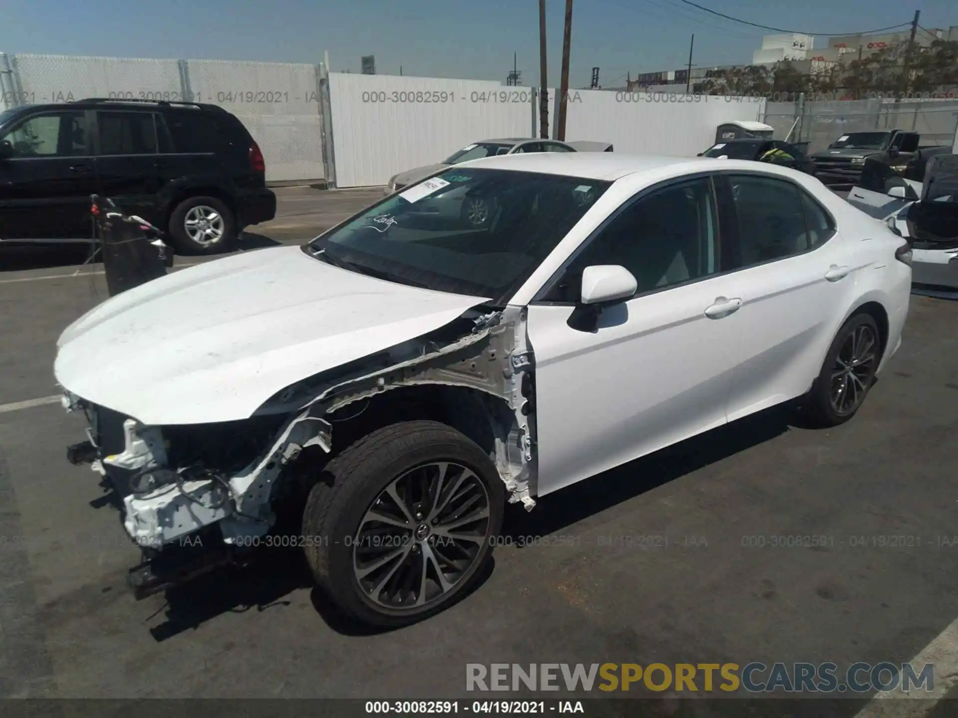 2 Photograph of a damaged car 4T1B11HK8KU164346 TOYOTA CAMRY 2019