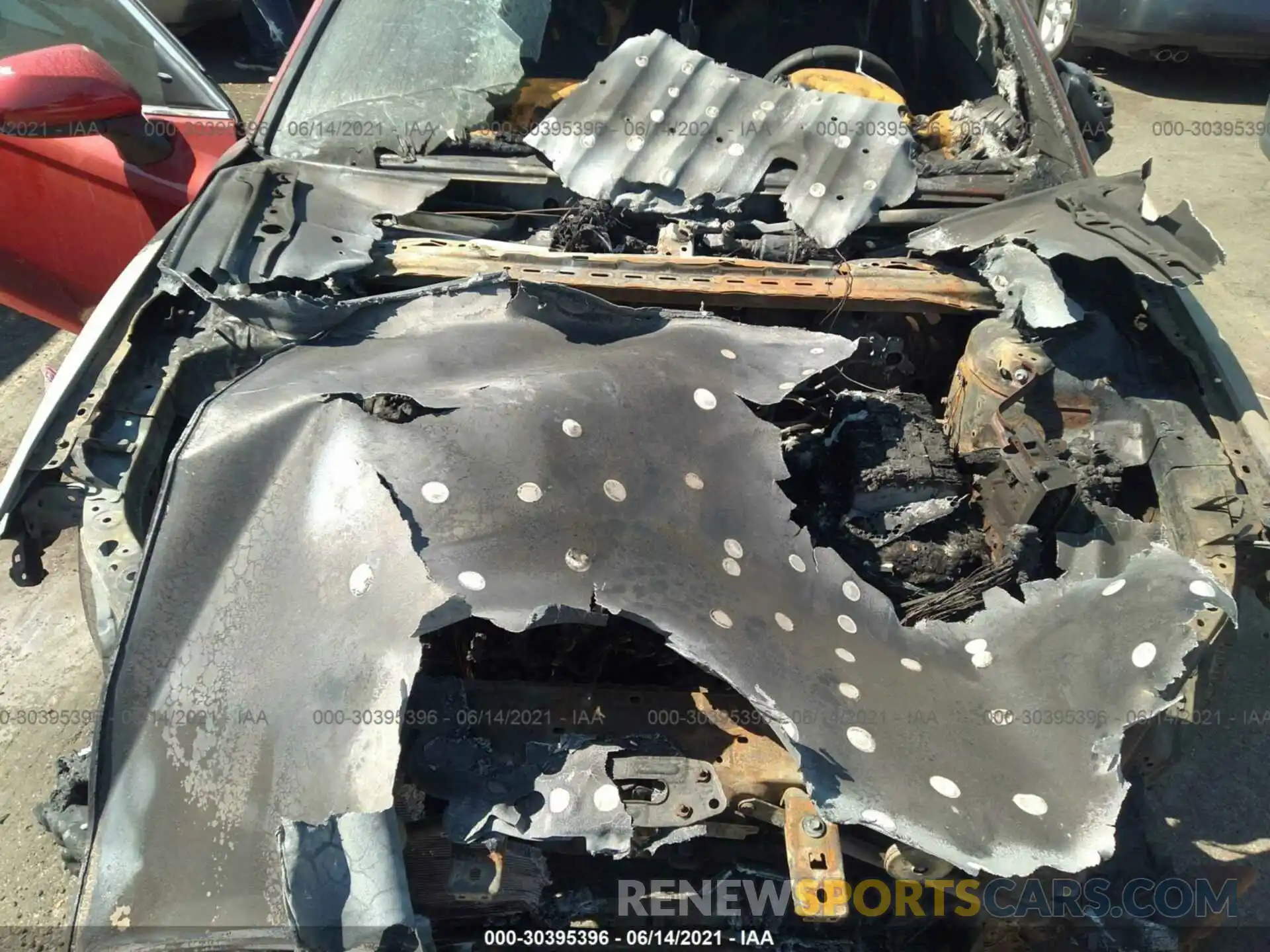 10 Photograph of a damaged car 4T1B11HK8KU165528 TOYOTA CAMRY 2019