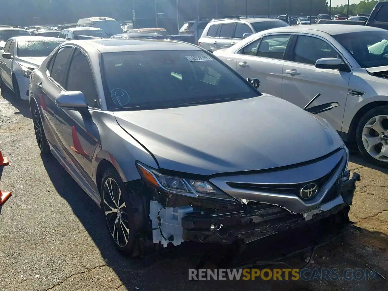 1 Photograph of a damaged car 4T1B11HK8KU167618 TOYOTA CAMRY 2019